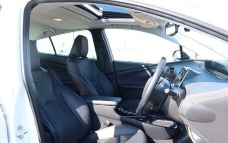 Toyota Prius IV XW50, 2023 год, 1 506 000 рублей, 19 фотография