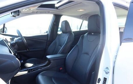 Toyota Prius IV XW50, 2023 год, 1 506 000 рублей, 32 фотография