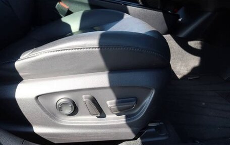 Toyota Prius IV XW50, 2023 год, 1 506 000 рублей, 36 фотография