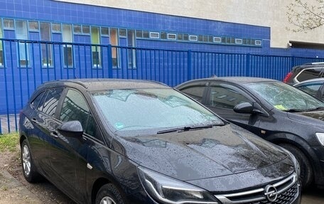 Opel Astra K, 2018 год, 1 250 000 рублей, 3 фотография