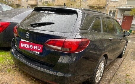 Opel Astra K, 2018 год, 1 250 000 рублей, 4 фотография