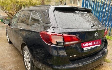 Opel Astra K, 2018 год, 1 250 000 рублей, 5 фотография