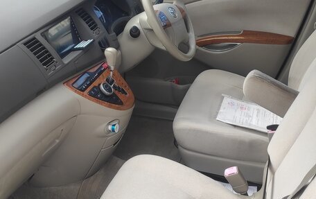 Toyota ISis I, 2010 год, 450 000 рублей, 9 фотография