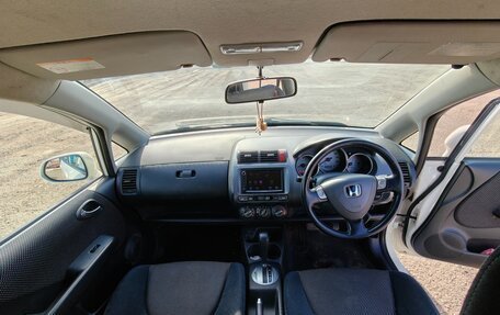 Honda Fit III, 2003 год, 465 000 рублей, 13 фотография