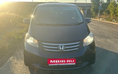 Honda Freed I, 2009 год, 999 999 рублей, 2 фотография