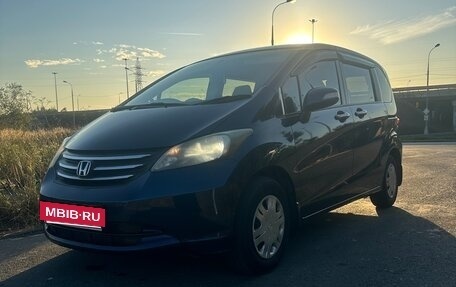 Honda Freed I, 2009 год, 999 999 рублей, 3 фотография
