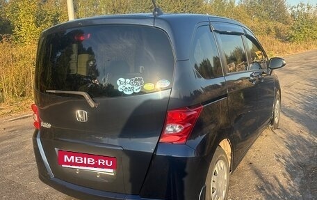 Honda Freed I, 2009 год, 999 999 рублей, 7 фотография