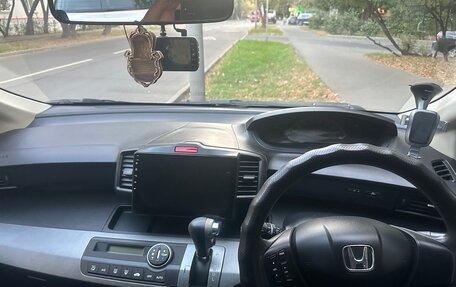 Honda Freed I, 2009 год, 999 999 рублей, 16 фотография