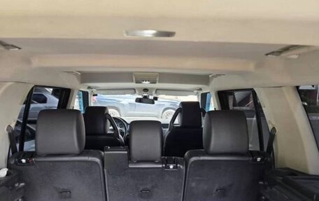 Land Rover Discovery III, 2008 год, 825 000 рублей, 12 фотография