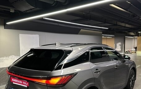 Lexus RX IV рестайлинг, 2022 год, 7 500 000 рублей, 4 фотография