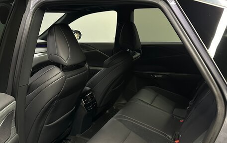 Lexus RX IV рестайлинг, 2022 год, 7 500 000 рублей, 12 фотография