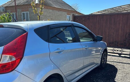 Hyundai Solaris II рестайлинг, 2012 год, 850 000 рублей, 4 фотография