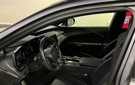 Lexus RX IV рестайлинг, 2022 год, 7 500 000 рублей, 11 фотография