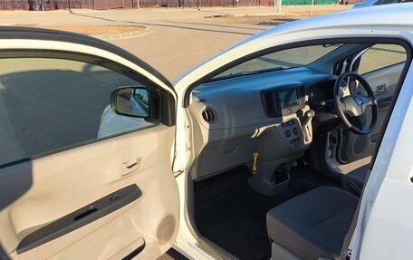 Daihatsu Mira e:S I рестайлинг, 2016 год, 420 000 рублей, 4 фотография