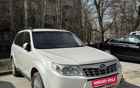 Subaru Forester, 2012 год, 1 350 000 рублей, 2 фотография