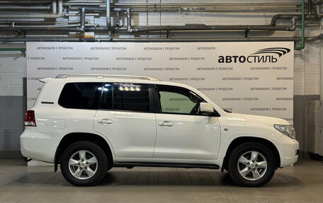 Toyota Land Cruiser 200, 2011 год, 2 799 000 рублей, 4 фотография