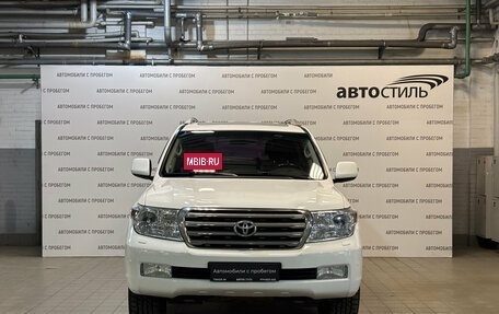 Toyota Land Cruiser 200, 2011 год, 2 799 000 рублей, 2 фотография