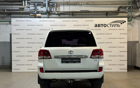 Toyota Land Cruiser 200, 2011 год, 2 799 000 рублей, 6 фотография