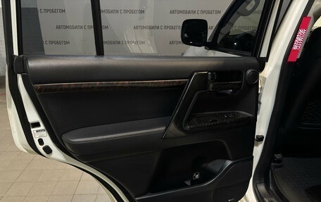 Toyota Land Cruiser 200, 2011 год, 2 799 000 рублей, 11 фотография