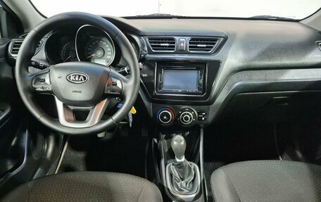 KIA Rio III рестайлинг, 2012 год, 795 000 рублей, 10 фотография