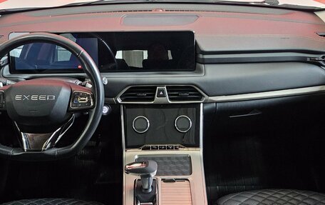 CheryExeed TXL, 2022 год, 2 400 000 рублей, 9 фотография