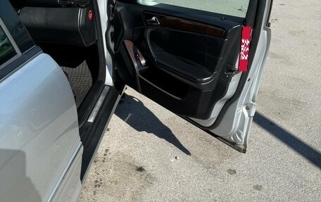 Mercedes-Benz C-Класс, 2004 год, 600 000 рублей, 7 фотография