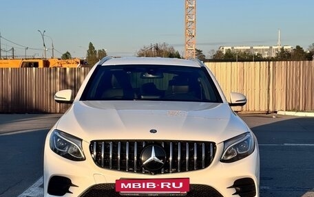 Mercedes-Benz GLC, 2017 год, 3 100 000 рублей, 7 фотография