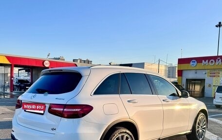 Mercedes-Benz GLC, 2017 год, 3 100 000 рублей, 4 фотография