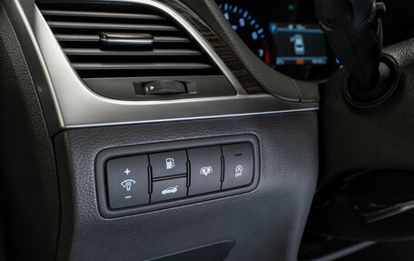 Genesis G80 I, 2019 год, 2 860 000 рублей, 16 фотография