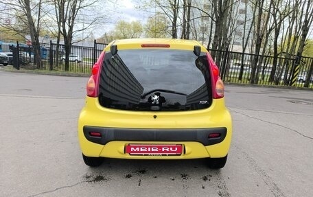 Peugeot 107 I рестайлинг, 2007 год, 400 000 рублей, 4 фотография