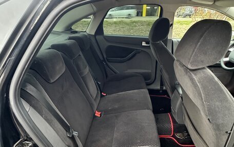 Ford Focus II рестайлинг, 2006 год, 425 000 рублей, 18 фотография