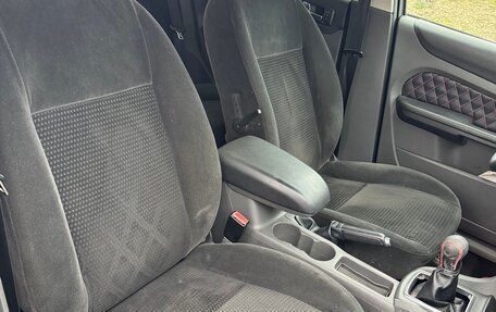 Ford Focus II рестайлинг, 2006 год, 425 000 рублей, 23 фотография