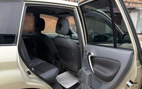 Toyota RAV4, 2002 год, 800 000 рублей, 13 фотография