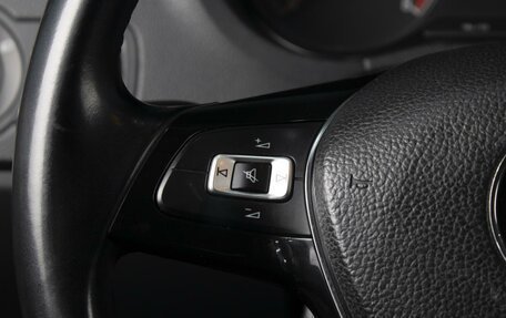 Volkswagen Polo VI (EU Market), 2015 год, 990 000 рублей, 21 фотография