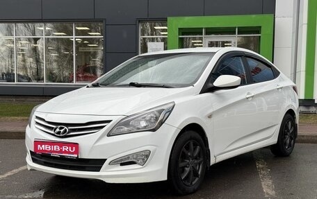 Hyundai Solaris II рестайлинг, 2016 год, 800 000 рублей, 1 фотография