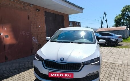 Skoda Rapid II, 2021 год, 1 550 000 рублей, 1 фотография