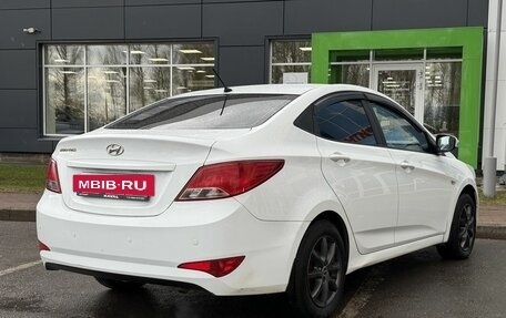 Hyundai Solaris II рестайлинг, 2016 год, 800 000 рублей, 5 фотография