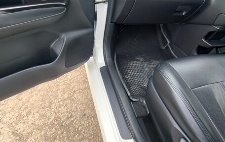 Toyota Wish II, 2013 год, 1 600 000 рублей, 18 фотография