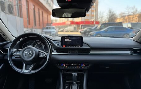 Mazda 6, 2019 год, 1 840 000 рублей, 11 фотография