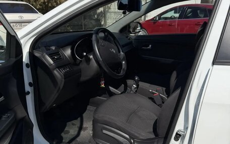 KIA Rio III рестайлинг, 2016 год, 1 000 000 рублей, 4 фотография