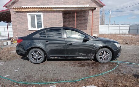 Chevrolet Cruze II, 2010 год, 499 000 рублей, 2 фотография
