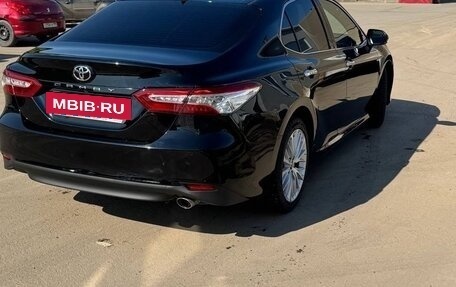 Toyota Camry, 2020 год, 3 000 000 рублей, 6 фотография