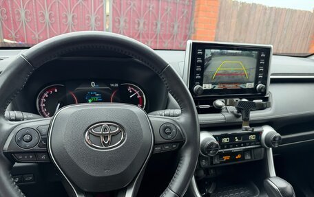 Toyota RAV4, 2020 год, 3 200 000 рублей, 12 фотография