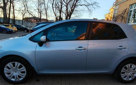 Toyota Auris II, 2011 год, 1 020 000 рублей, 3 фотография