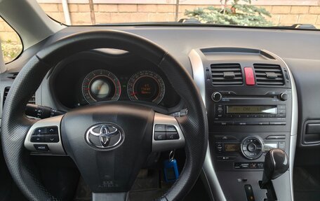 Toyota Auris II, 2011 год, 1 020 000 рублей, 8 фотография