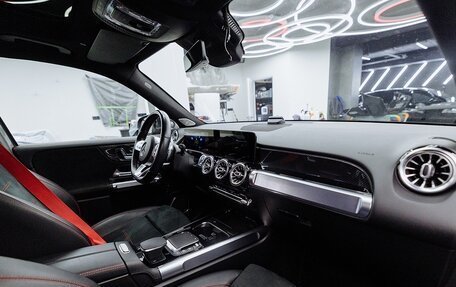 Mercedes-Benz GLB AMG, 2020 год, 4 900 000 рублей, 30 фотография