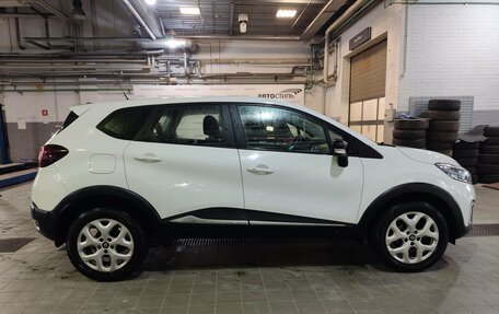 Renault Kaptur I рестайлинг, 2017 год, 1 299 000 рублей, 4 фотография