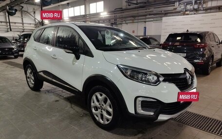 Renault Kaptur I рестайлинг, 2017 год, 1 299 000 рублей, 3 фотография