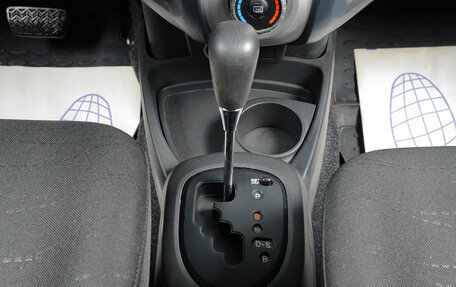 Toyota Yaris III рестайлинг, 2008 год, 579 000 рублей, 17 фотография