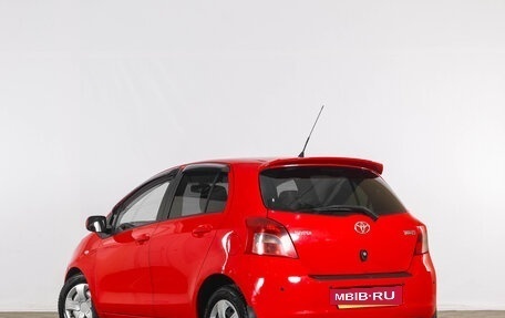 Toyota Yaris III рестайлинг, 2008 год, 579 000 рублей, 5 фотография